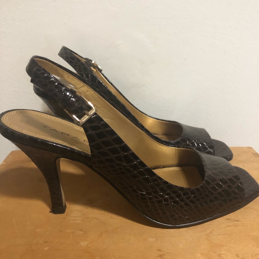 Tahari Brown Heels